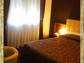 アリュール 3*