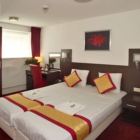 Allure Hotel