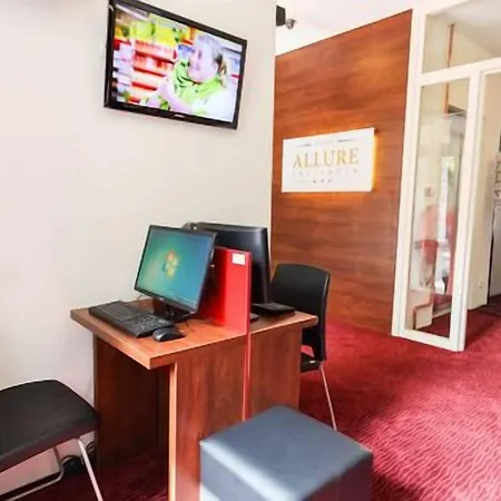Allure Hotel 3*