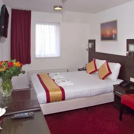 Hotel Allure 3*