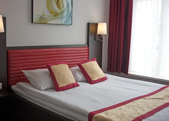 Allure 3* Амстердам